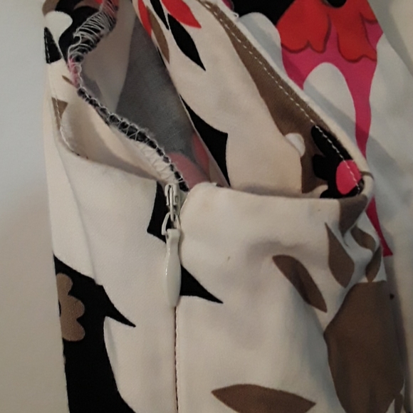 London Style Woman Dress -flower pattern - Picture 5 of 8